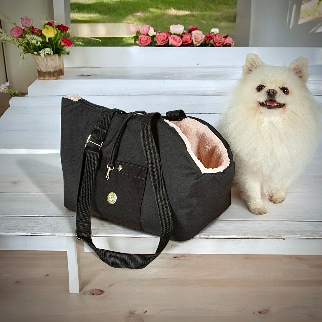 Sac de transport pour chien Rainy Bear noir et rose avec fermeture éclair par SohoPoms